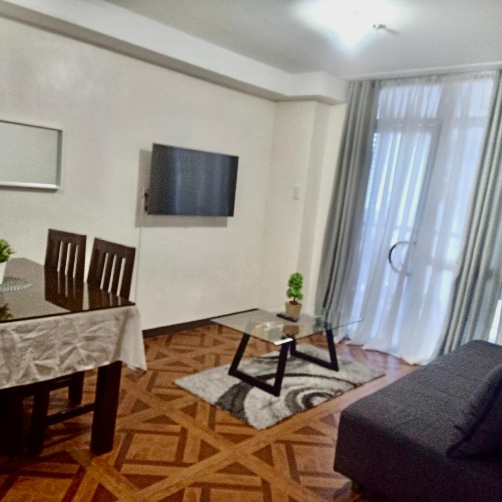 Affordable Makati Apt Manila Kültér fotó