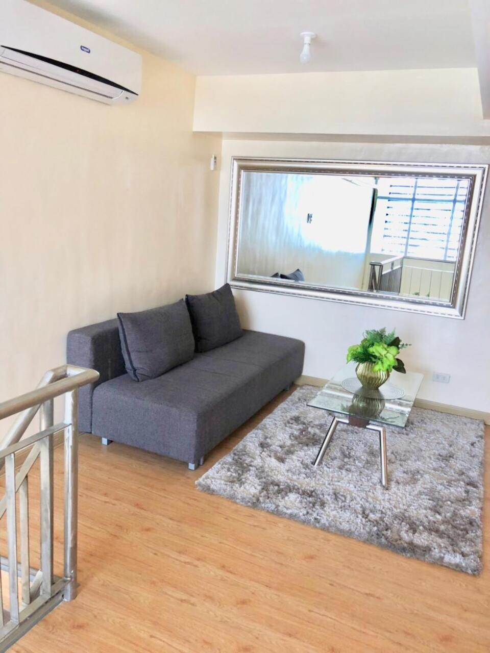 Affordable Makati Apt Manila Kültér fotó